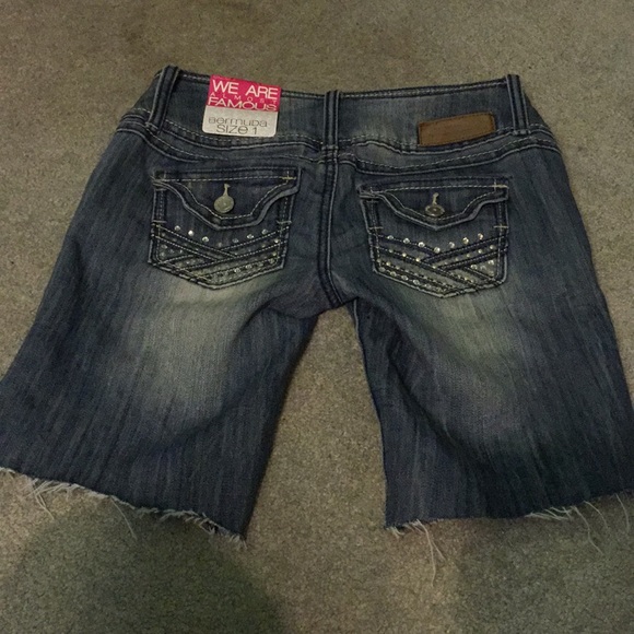 Almost Famous🥳HP🥳Jean shorts - Picture 2 of 2